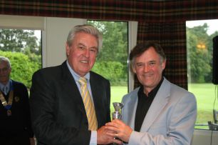2010 Charity Golf Day 050